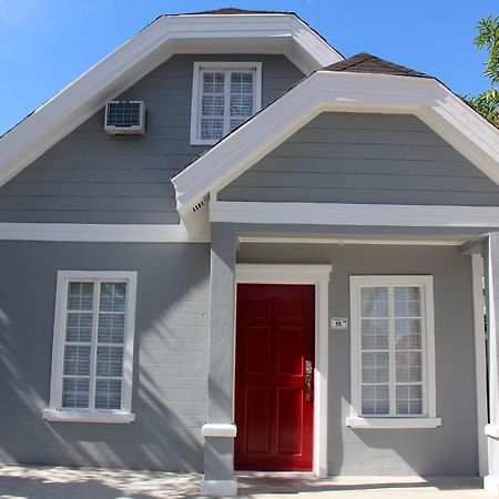 # 15 Laguna Bel-Air Home In Sta Rosa By Red Door House Rental サンタローザ エクステリア 写真